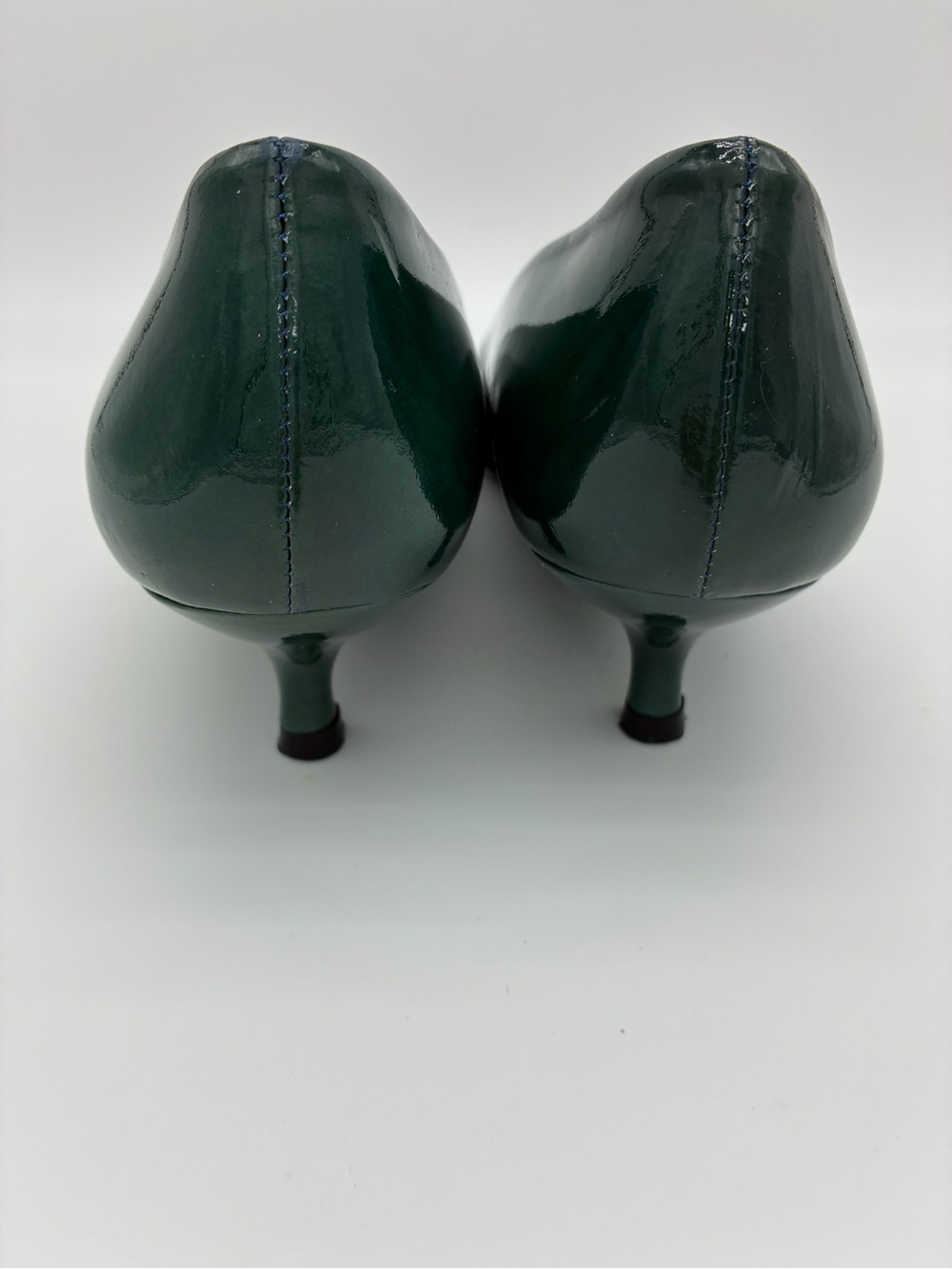 Stuart Weitzman Emerald Patent Leather Kitten Heel Pumps Sz 7 - Picture 6 of 10